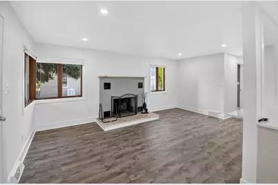 1214  Illinois St, Racine, WI 53405 - Photo 13