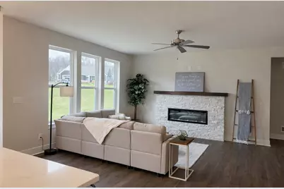 8312  85th Ave, Pleasant Prairie, WI 53158 - Photo 3