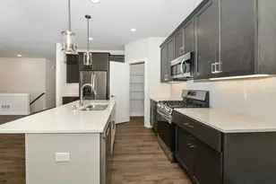 8312 85th Ave, Pleasant Prairie, WI 53158 - Photo 5