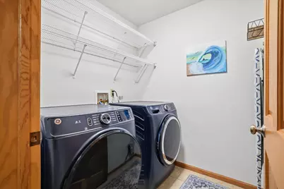 900 E Randy Rd, Oak Creek, WI 53154 - Photo 21