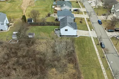 900 E Randy Rd, Oak Creek, WI 53154 - Photo 31