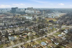 555 Robertson St, Wauwatosa, WI 53213 - Photo 37