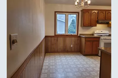 6125 N 122nd St, Milwaukee, WI 53225 - Photo 37