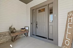 W195N5814 Deer Park Ct, Menomonee Falls, WI 53051 - Photo 7