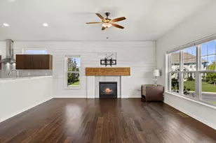 W195N5814 Deer Park Ct, Menomonee Falls, WI 53051 - Photo 17