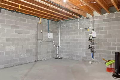 W195N5814  Deer Park Ct, Menomonee Falls, WI 53051 - Photo 43