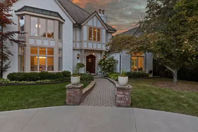 2751 W Deer Creek Ct, River Hills, WI 53217 - Photo 5