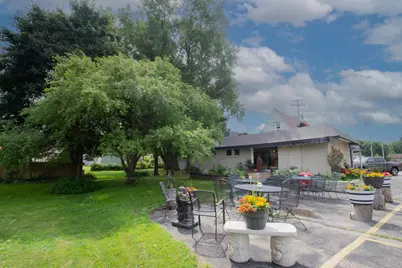 904 E Main St, Watertown, WI 53094 - Photo 5