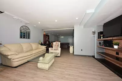 10723 W Rohr Ave, Milwaukee, WI 53225 - Photo 21