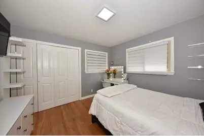 10723 W Rohr Ave, Milwaukee, WI 53225 - Photo 13