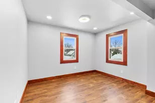 2132 S 85th St, West Allis, WI 53227 - Photo 17