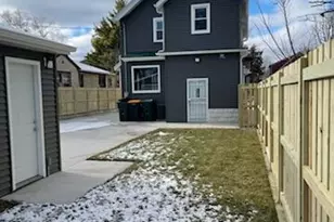 2132 S 85th St, West Allis, WI 53227 - Photo 25