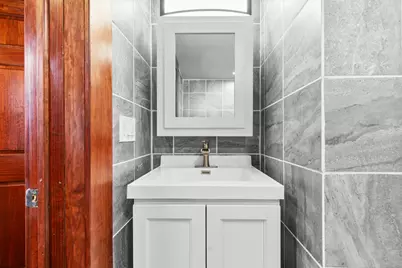 2132 S 85th St, West Allis, WI 53227 - Photo 19