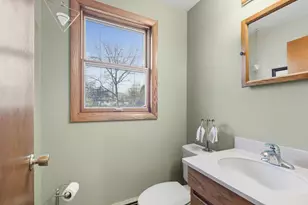 8979 N Silver Brook Ln, Brown Deer, WI 53223 - Photo 23