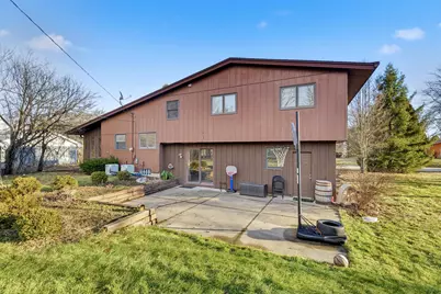 8979 N Silver Brook Ln, Brown Deer, WI 53223 - Photo 29