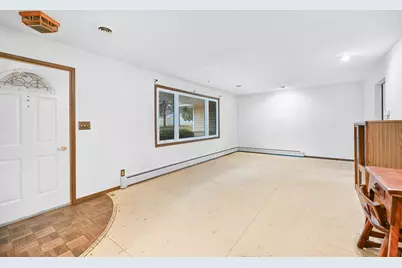 N5907  Aspen Dr, Spring Prairie, WI 53105 - Photo 13