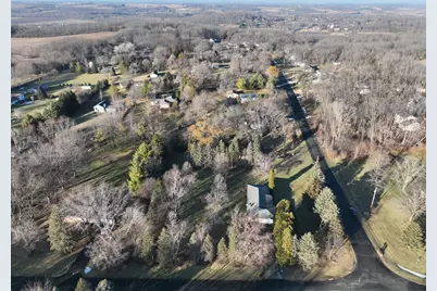 N5907  Aspen Dr, Spring Prairie, WI 53105 - Photo 39