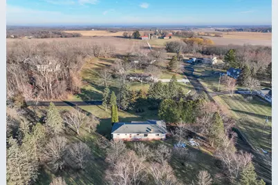 N5907  Aspen Dr, Spring Prairie, WI 53105 - Photo 43