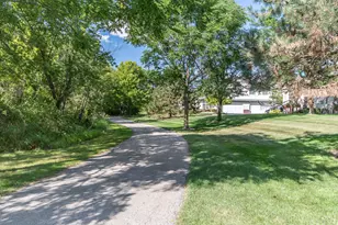 1280 Swallow Rd, Waukesha, WI 53189 - Photo 77