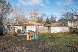 11915 W Rio St, Milwaukee, WI 53225 - Photo 7