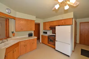 59 Virginia St, Racine, WI 53405 - Photo 9