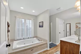 6551 Meadowlands Cir, Pleasant Prairie, WI 53158 - Photo 15