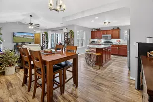 6551 Meadowlands Cir, Pleasant Prairie, WI 53158 - Photo 3