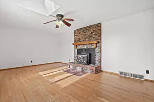 11693 Sherman Rd, Cedarburg, WI 53012 - Photo 17