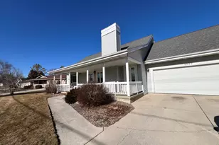 4322 Menasha Ave, Manitowoc, WI 54220 - Photo 3