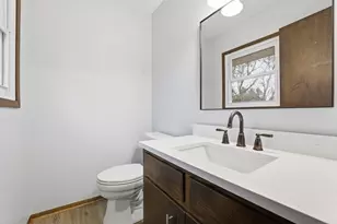 2504 N 112th St, Wauwatosa, WI 53226 - Photo 17