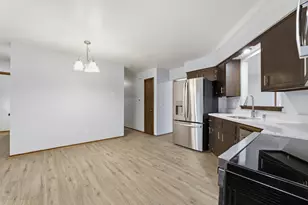 2504 N 112th St, Wauwatosa, WI 53226 - Photo 13