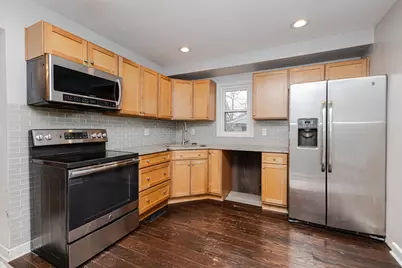 9144 W Park Hill Ave, Milwaukee, WI 53226 - Photo 7