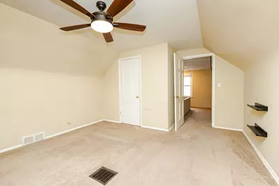 9144 W Park Hill Ave, Milwaukee, WI 53226 - Photo 23