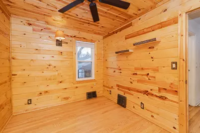 9144 W Park Hill Ave, Milwaukee, WI 53226 - Photo 15