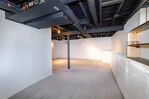 9144 W Park Hill Ave, Milwaukee, WI 53226 - Photo 33