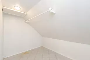 9144 W Park Hill Ave, Milwaukee, WI 53226 - Photo 27