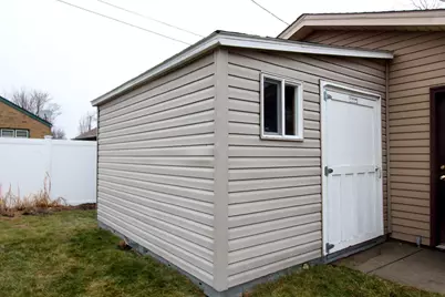 8028 W Van Beck Ave, Milwaukee, WI 53220 - Photo 41