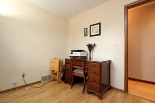 8028 W Van Beck Ave, Milwaukee, WI 53220 - Photo 37