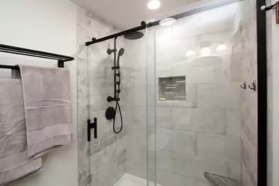 8028 W Van Beck Ave, Milwaukee, WI 53220 - Photo 19