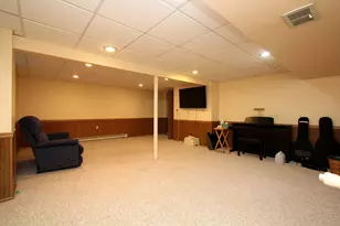 8028 W Van Beck Ave, Milwaukee, WI 53220 - Photo 21