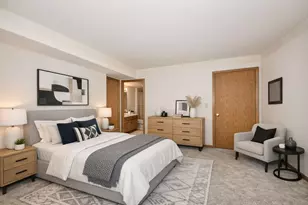 2116 Woodburn Rd, Waukesha, WI 53186 - Photo 7