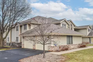 2116 Woodburn Rd, Waukesha, WI 53186 - Photo 13