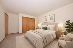 2116 Woodburn Rd, Waukesha, WI 53186 - Photo 5