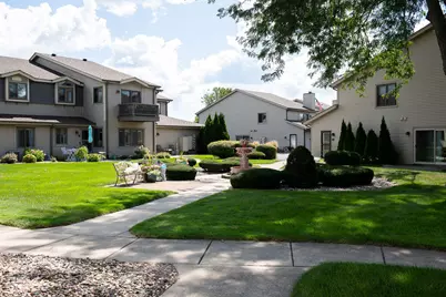 1040  Prairie Dr #23, Racine, WI 53406 - Photo 13