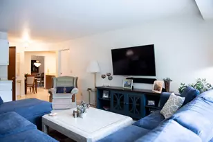 1040 Prairie Dr, Racine, WI 53406 - Photo 7