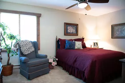 1040  Prairie Dr #23, Racine, WI 53406 - Photo 9