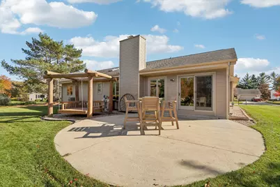 14320 W Fieldpointe Dr, New Berlin, WI 53151 - Photo 65