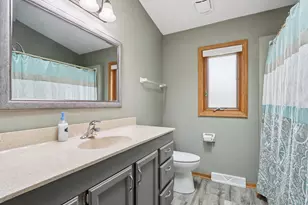 14320 W Fieldpointe Dr, New Berlin, WI 53151 - Photo 31