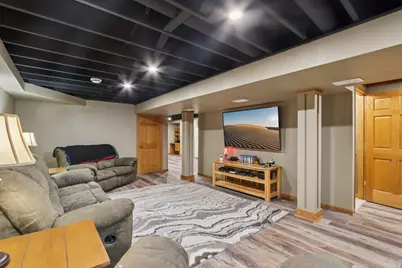 14320 W Fieldpointe Dr, New Berlin, WI 53151 - Photo 51