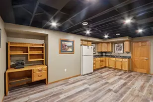 14320 W Fieldpointe Dr, New Berlin, WI 53151 - Photo 41